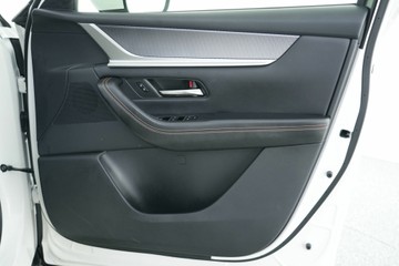 https://vehicle-cdn.autoleague.cloud/30641_U512356_15.jpg