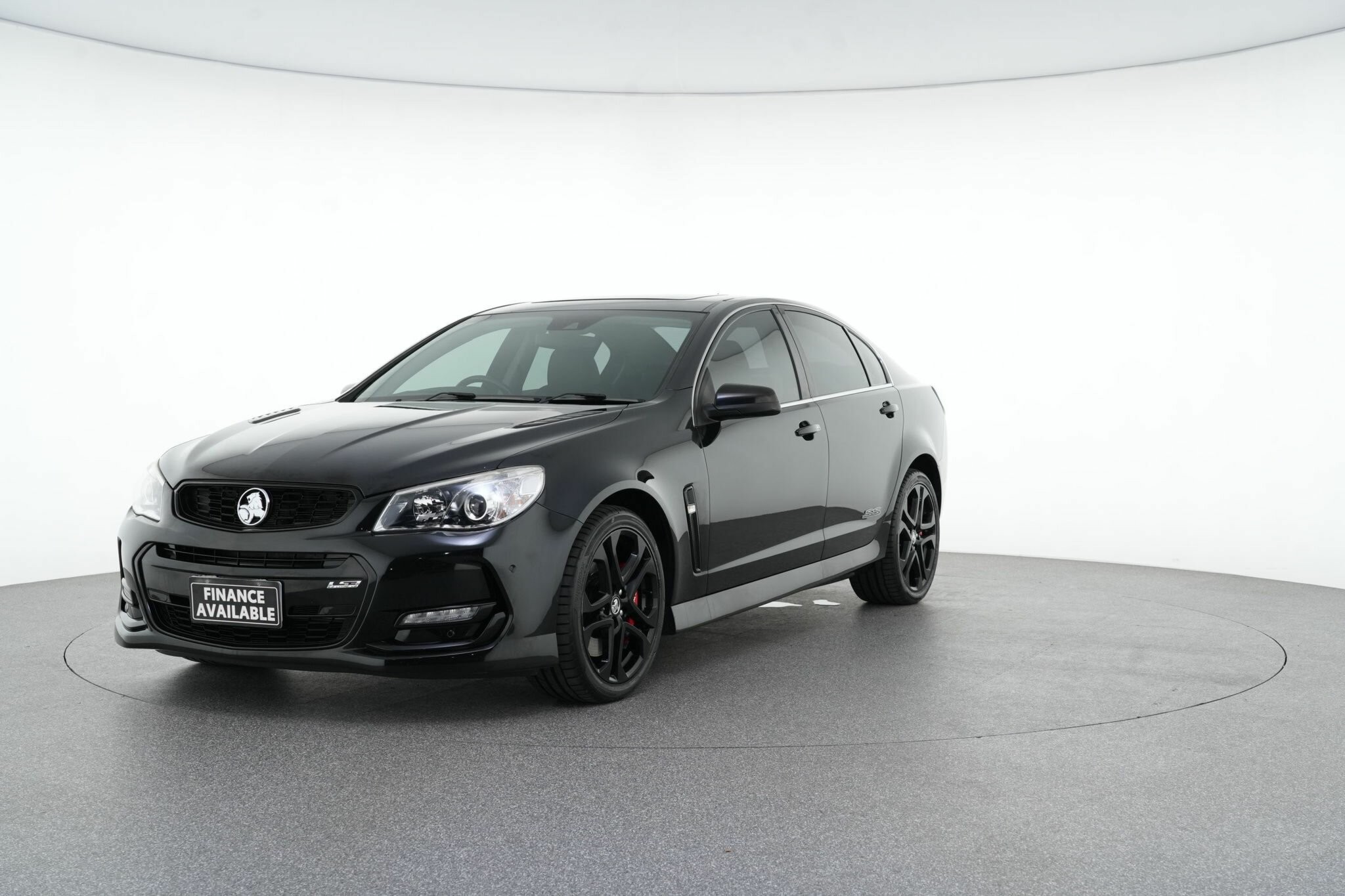 Holden Commodore image 4