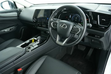 https://vehicle-cdn.autoleague.cloud/30641_U512367_17.jpg