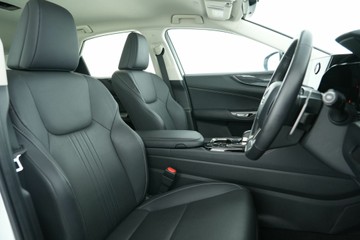 https://vehicle-cdn.autoleague.cloud/30641_U512367_18.jpg