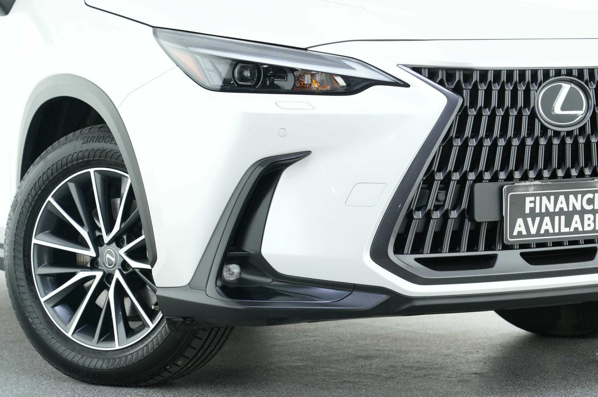 Lexus Nx image 2