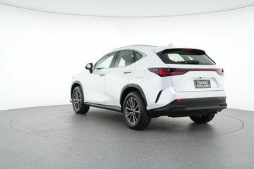 https://vehicle-cdn.autoleague.cloud/30641_U512367_5.jpg