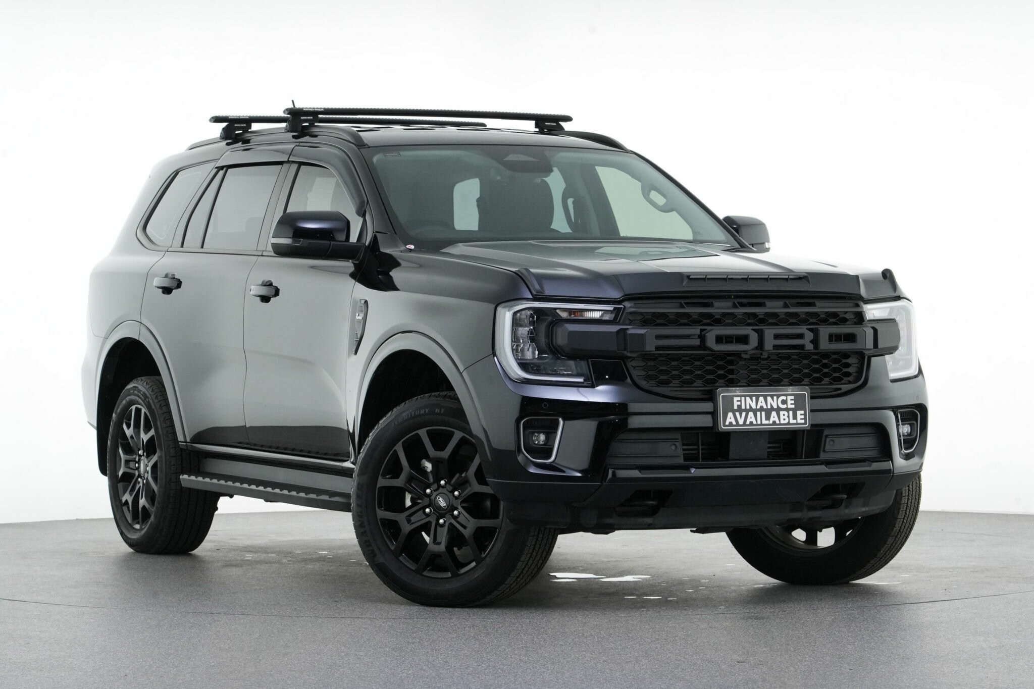Ford Everest image 1