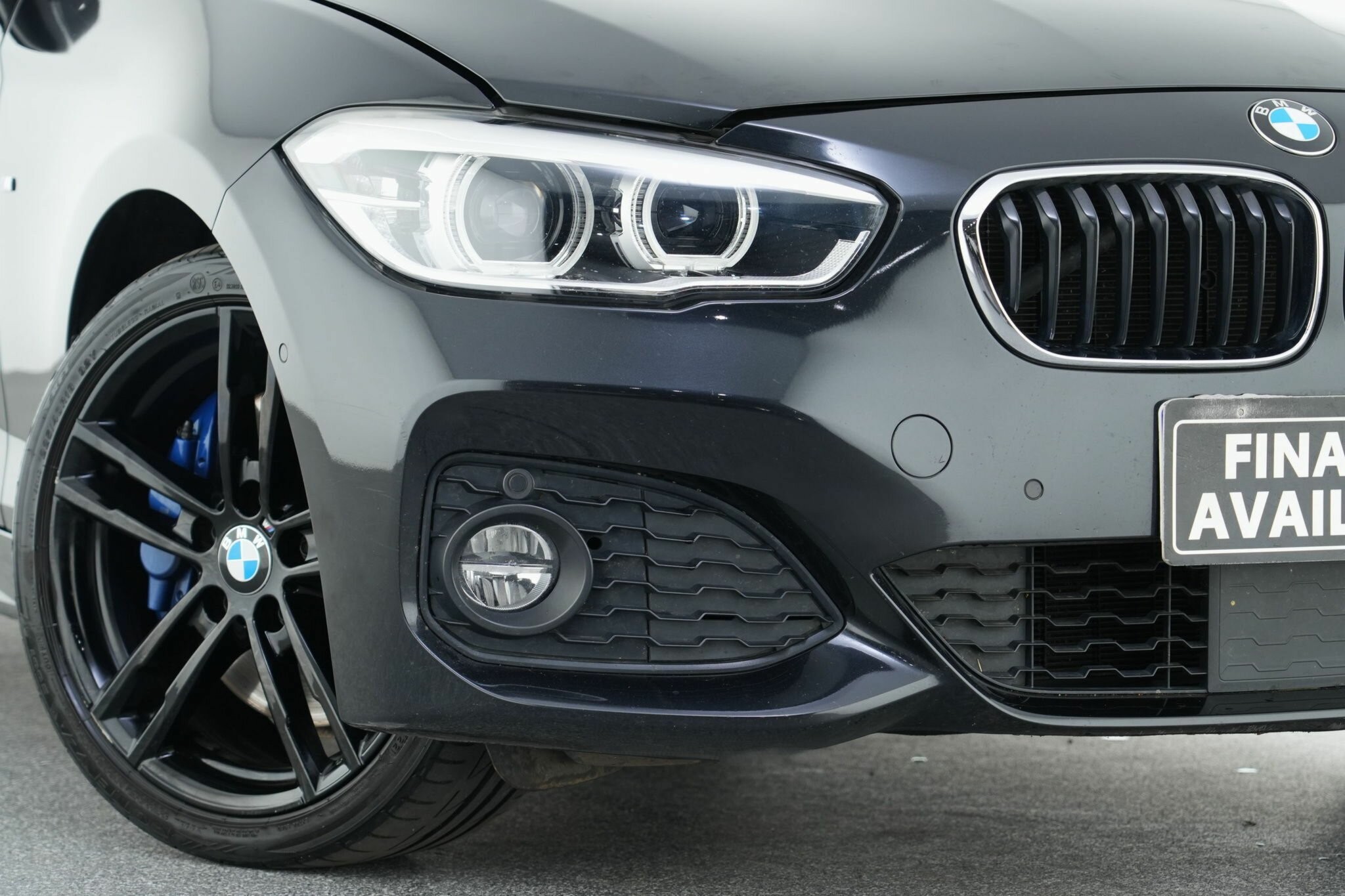BMW 1 Series image 2