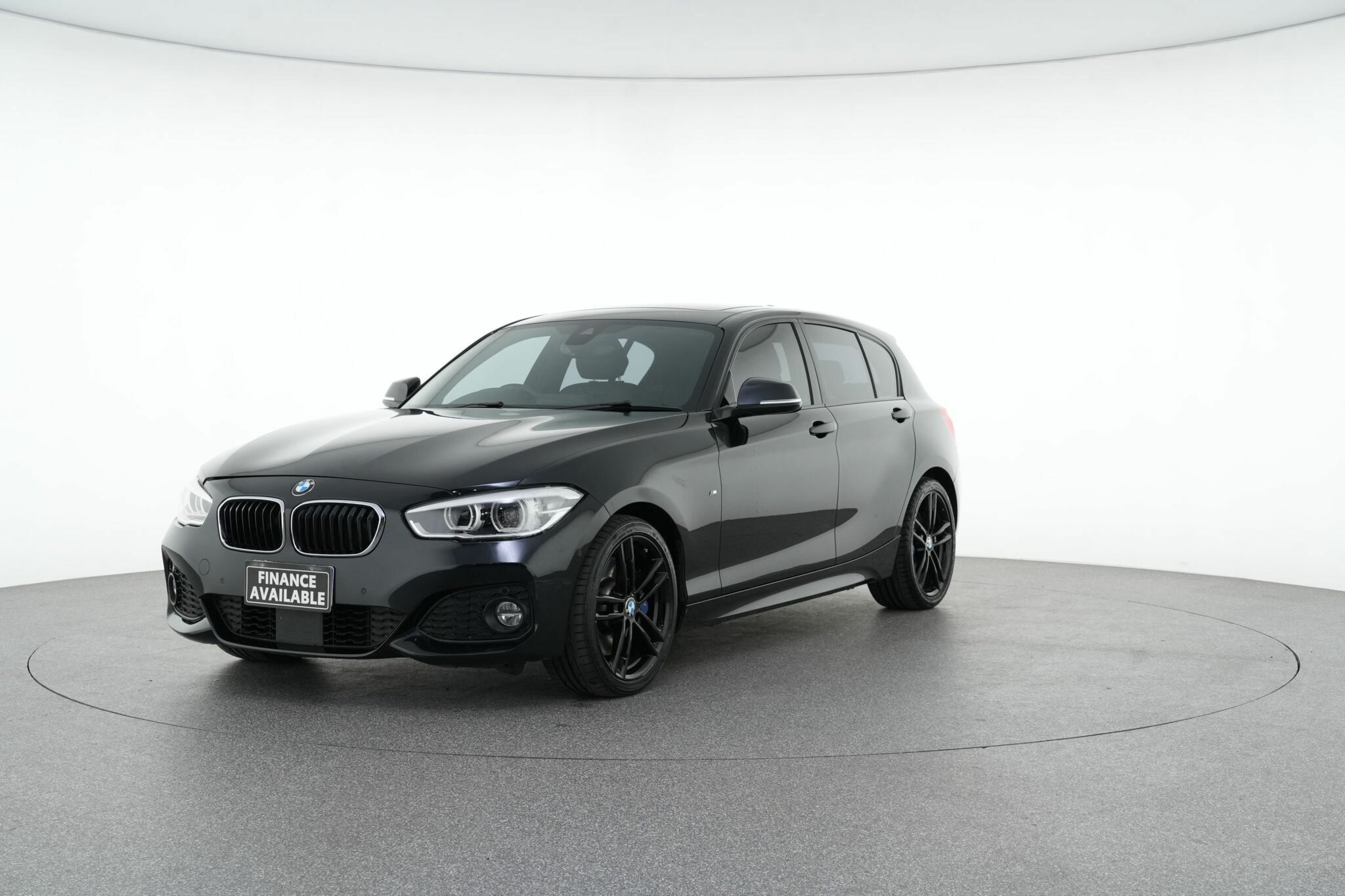 BMW 1 Series image 4