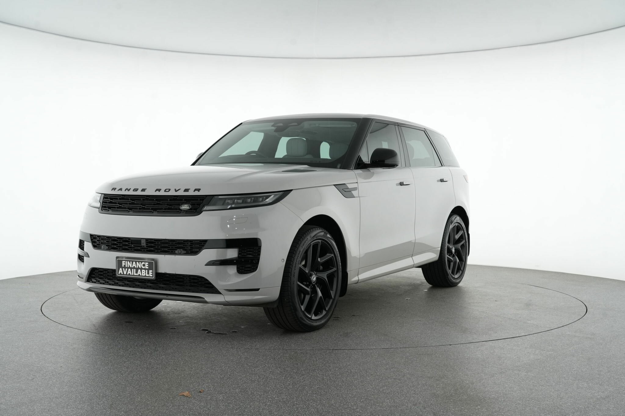 Land Rover Range Rover Sport image 4