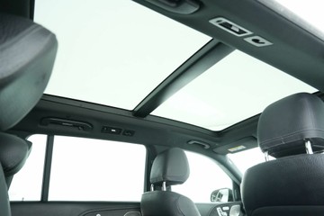 https://vehicle-cdn.autoleague.cloud/30641_U512401_17.jpg