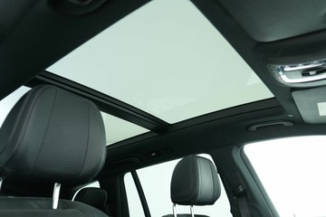 https://vehicle-cdn.autoleague.cloud/30641_U512401_22.jpg