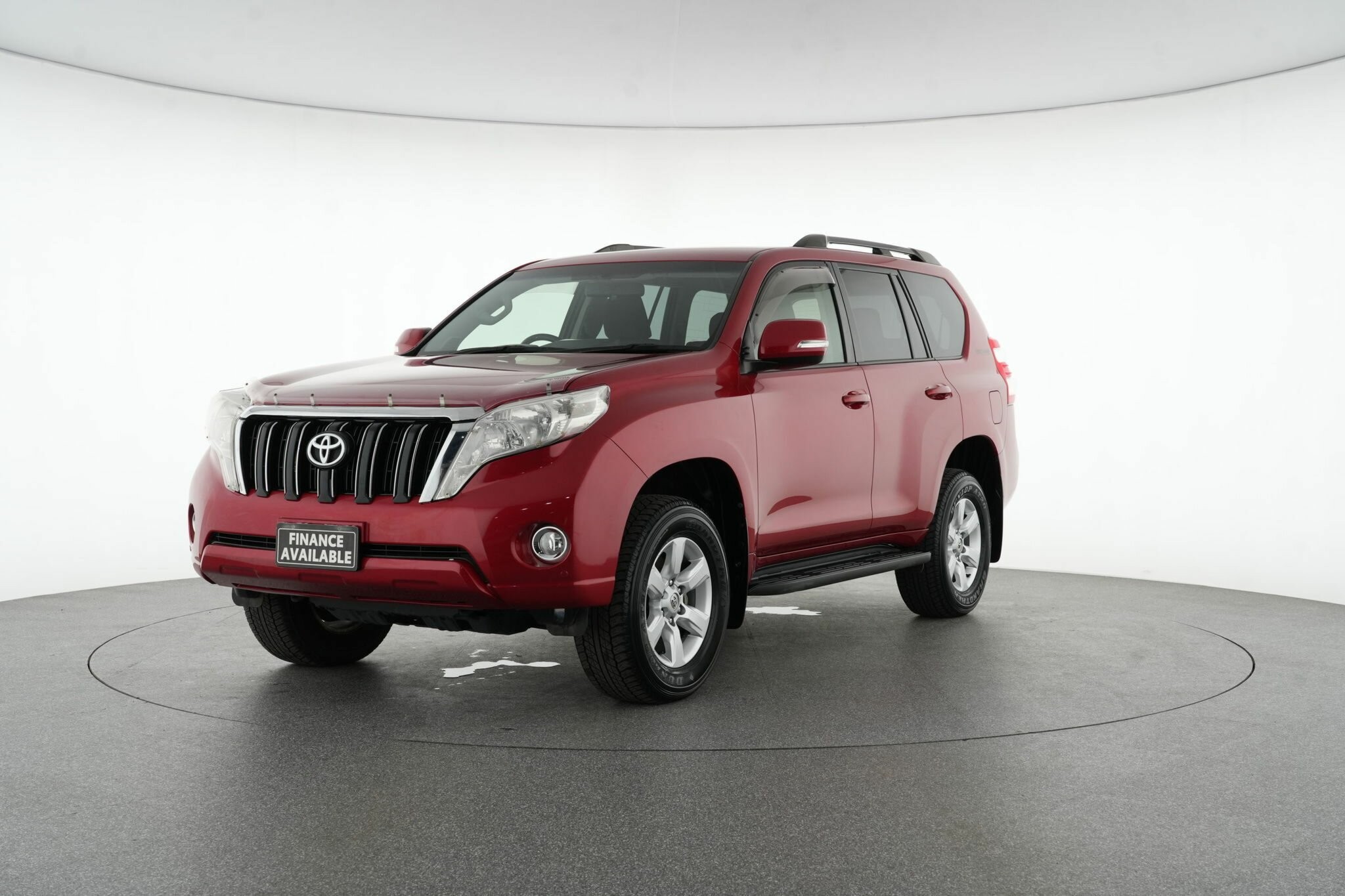 Toyota Landcruiser Prado image 4