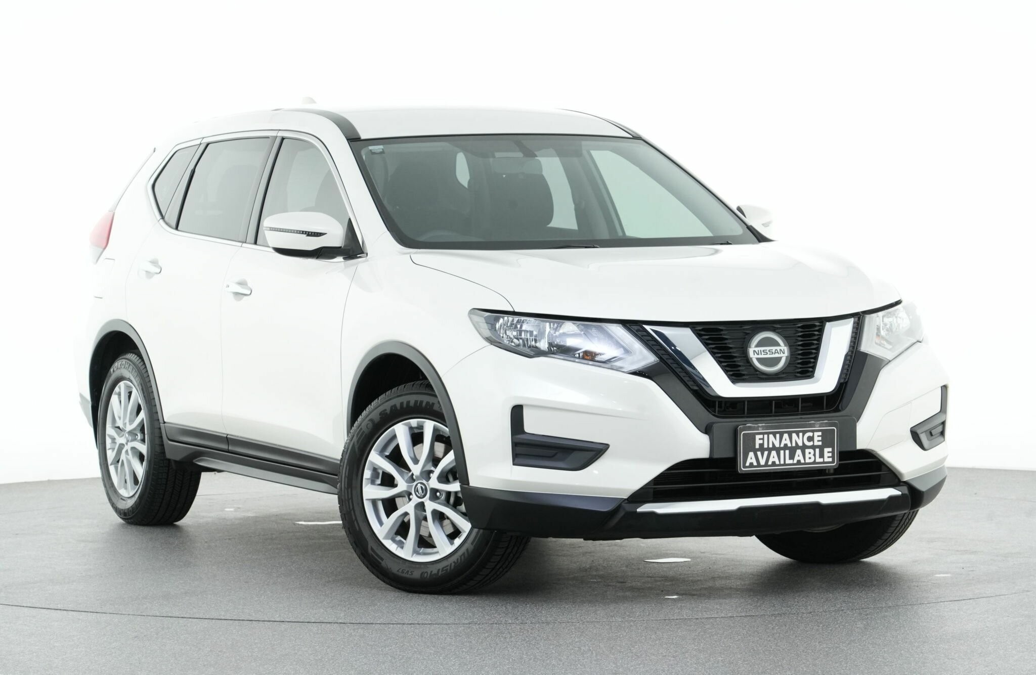 Nissan X-trail image 1