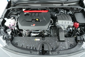 https://vehicle-cdn.autoleague.cloud/30641_U512431_28.jpg