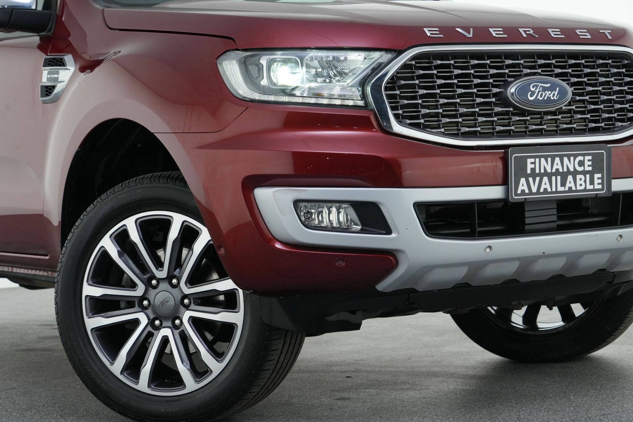 Ford Everest image 2