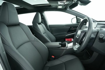 https://vehicle-cdn.autoleague.cloud/30641_U512435_16.jpg