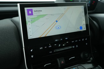 https://vehicle-cdn.autoleague.cloud/30641_U512435_27.jpg