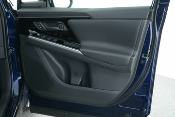 https://vehicle-cdn.autoleague.cloud/30641_U512438_15.jpg