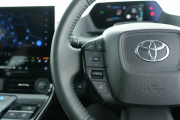 https://vehicle-cdn.autoleague.cloud/30641_U512438_20.jpg