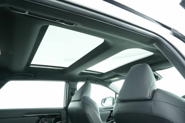 https://vehicle-cdn.autoleague.cloud/30641_U512440_13.jpg