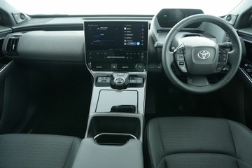 https://vehicle-cdn.autoleague.cloud/30641_U512440_15.jpg