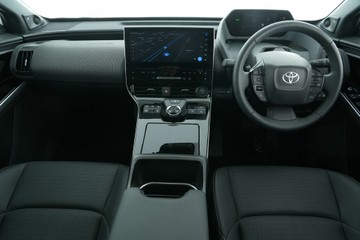 https://vehicle-cdn.autoleague.cloud/30641_U512441_15.jpg