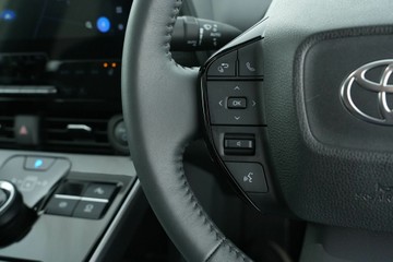 https://vehicle-cdn.autoleague.cloud/30641_U512441_20.jpg