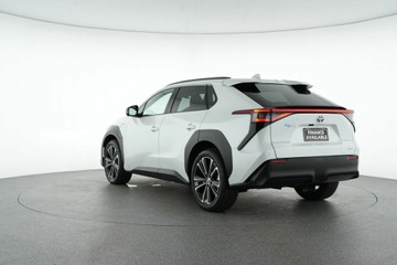 https://vehicle-cdn.autoleague.cloud/30641_U512441_5.jpg