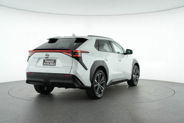 https://vehicle-cdn.autoleague.cloud/30641_U512441_7.jpg