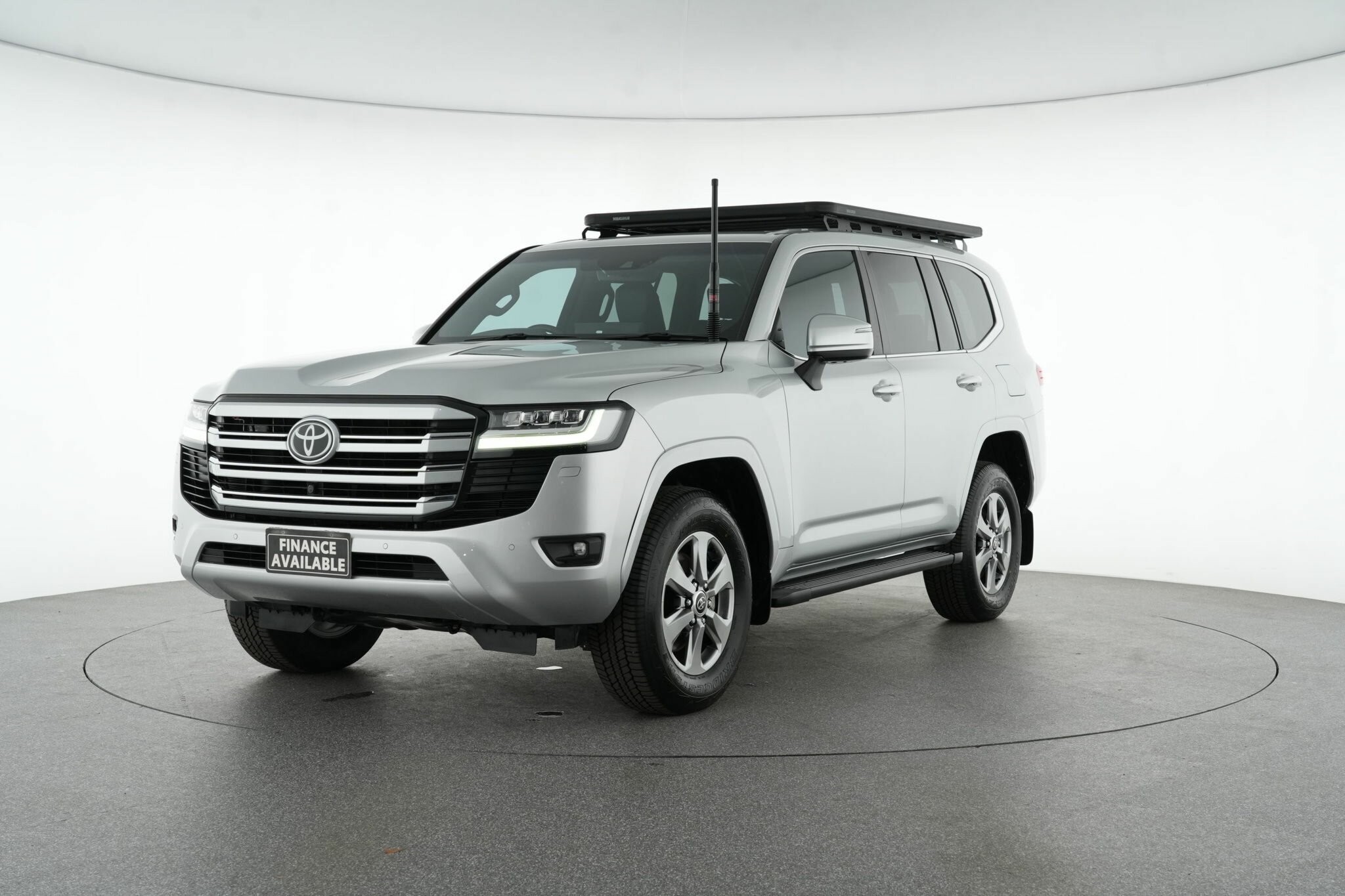 Toyota Landcruiser image 4