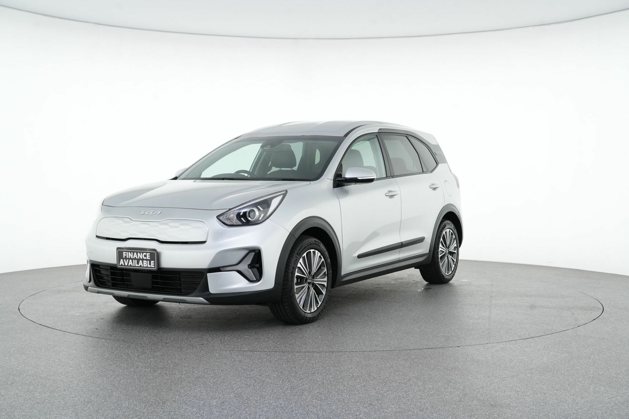 Kia Niro Plus image 4
