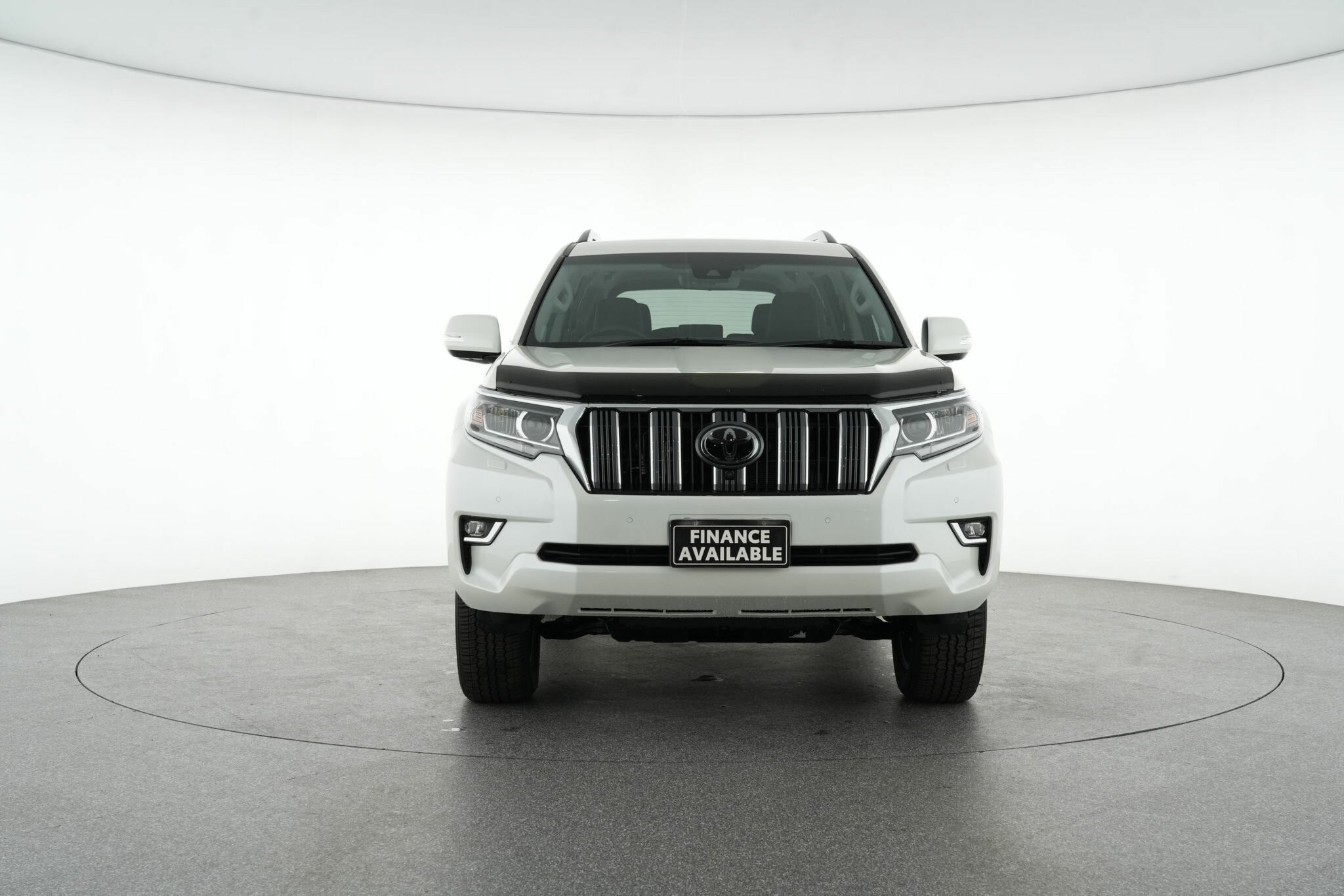 Toyota Landcruiser Prado image 1