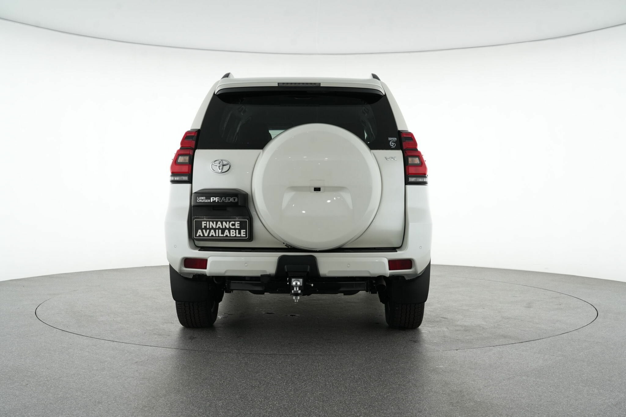 Toyota Landcruiser Prado image 4