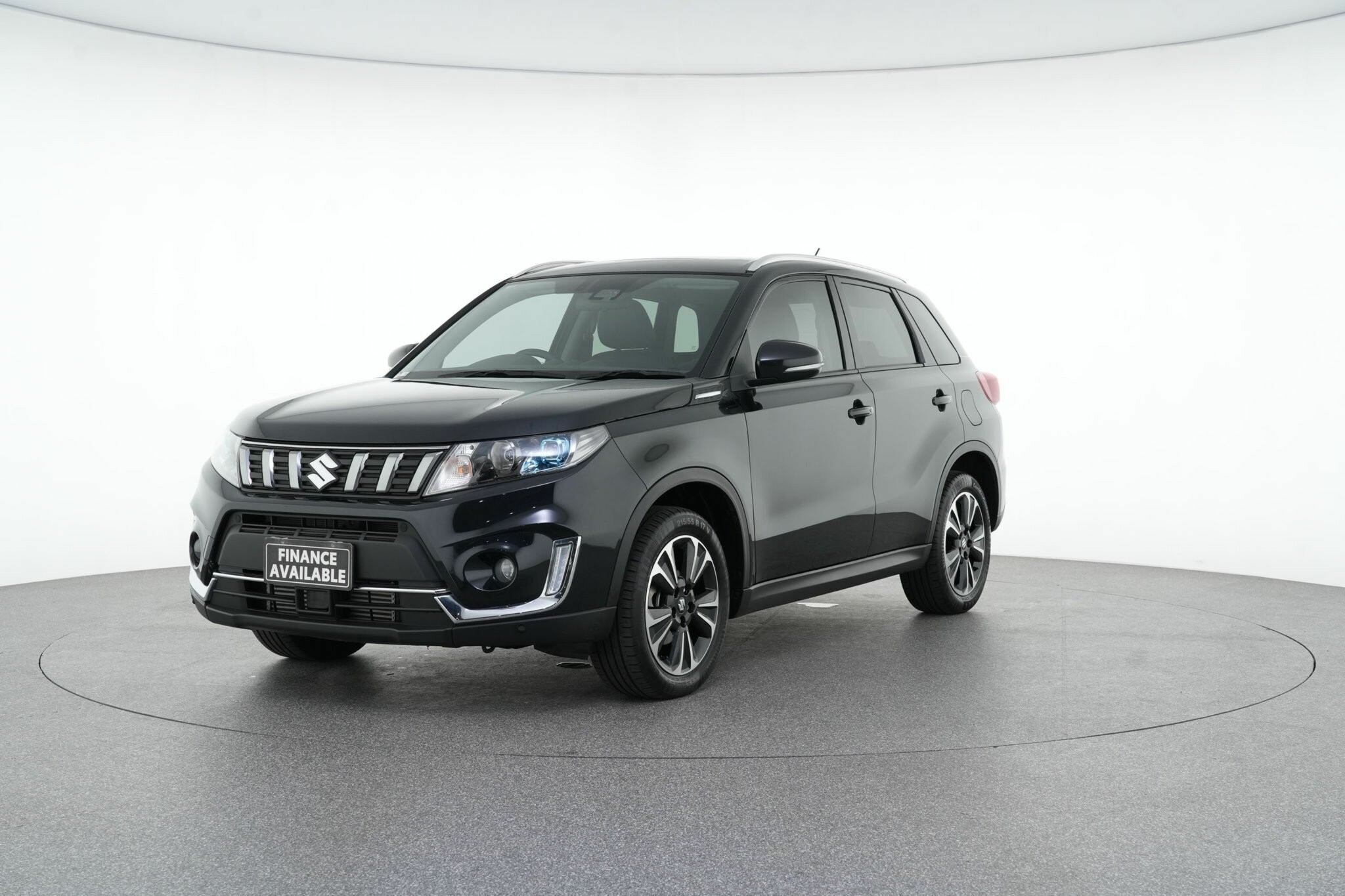 Suzuki Vitara image 4