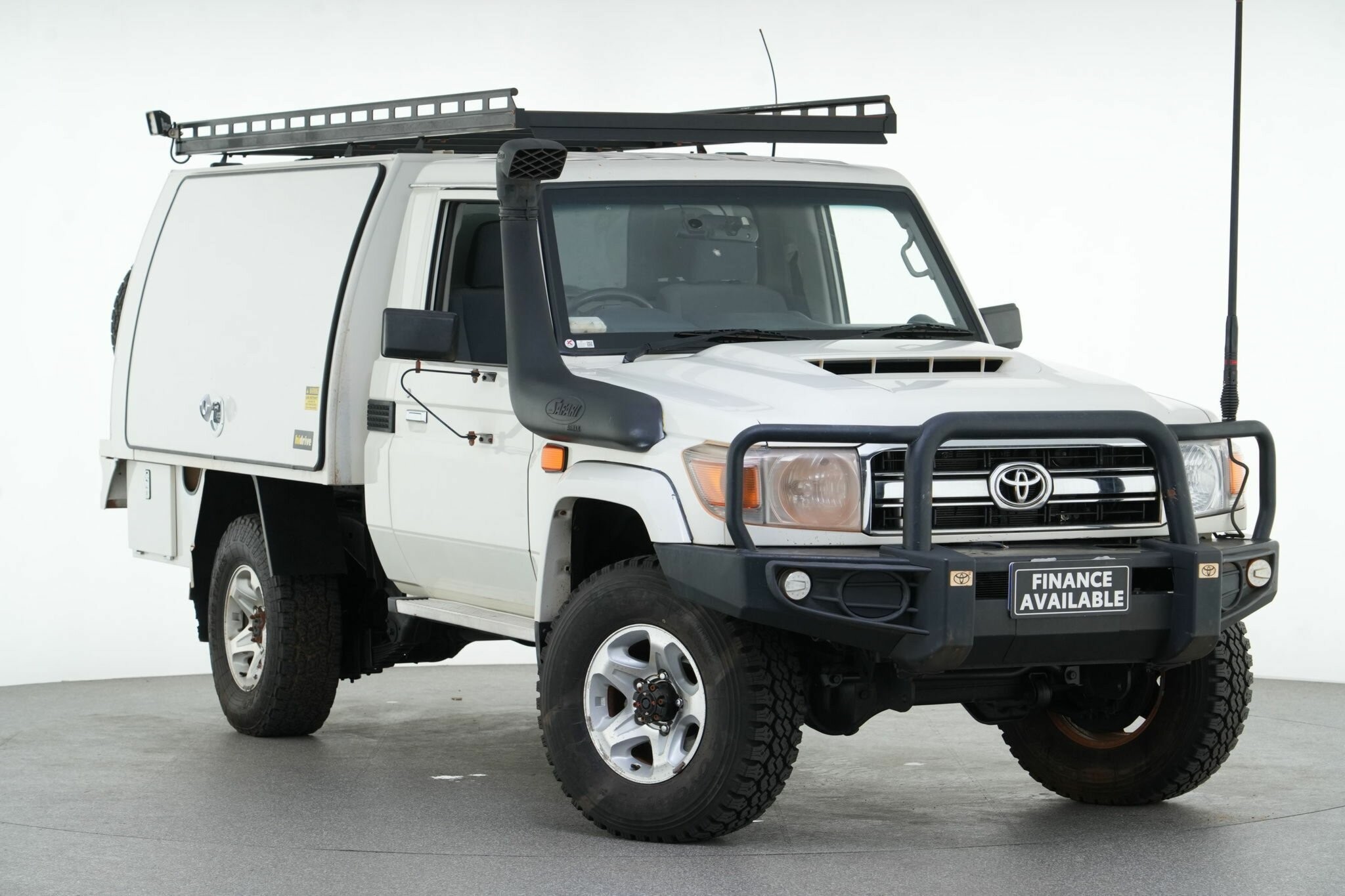 Toyota Landcruiser image 1