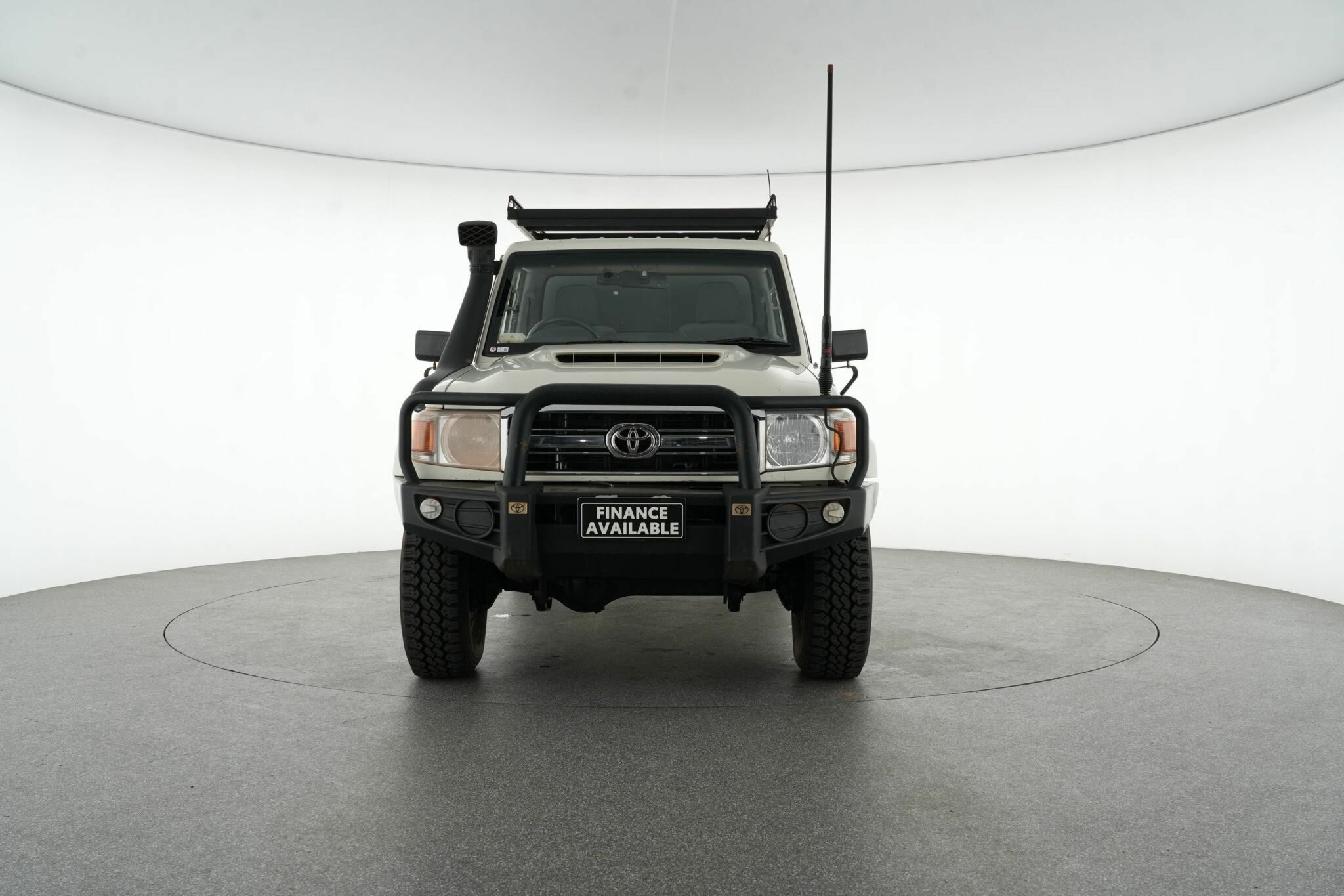 Toyota Landcruiser image 3