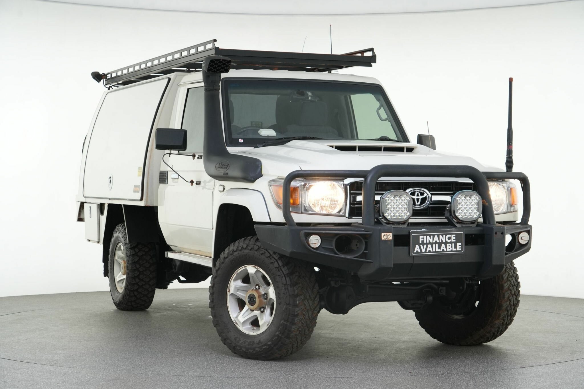 Toyota Landcruiser image 1