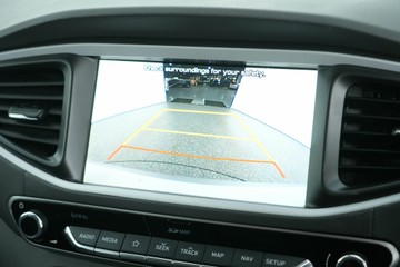 https://vehicle-cdn.autoleague.cloud/30641_U512469_23.jpg