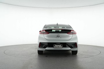 https://vehicle-cdn.autoleague.cloud/30641_U512469_6.jpg
