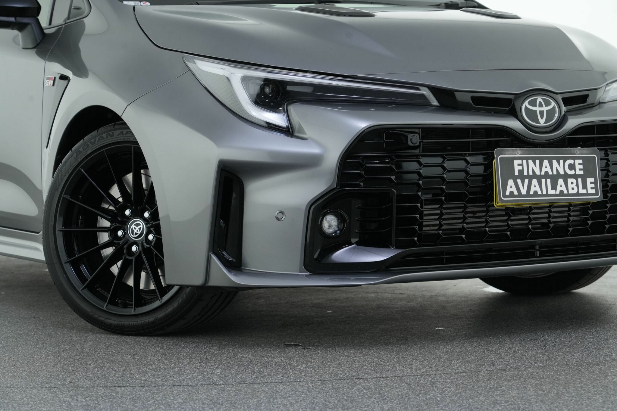 Toyota Corolla image 2