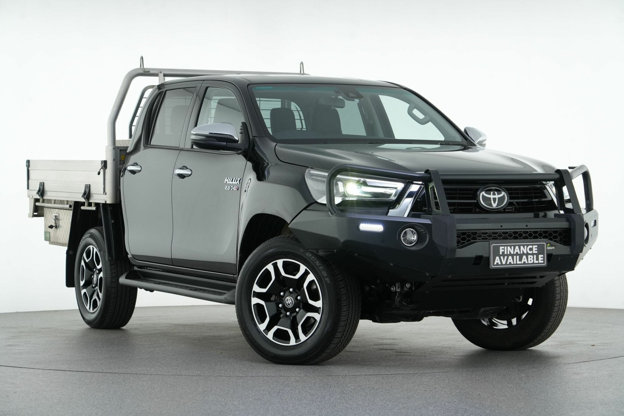 Toyota Hilux image 1