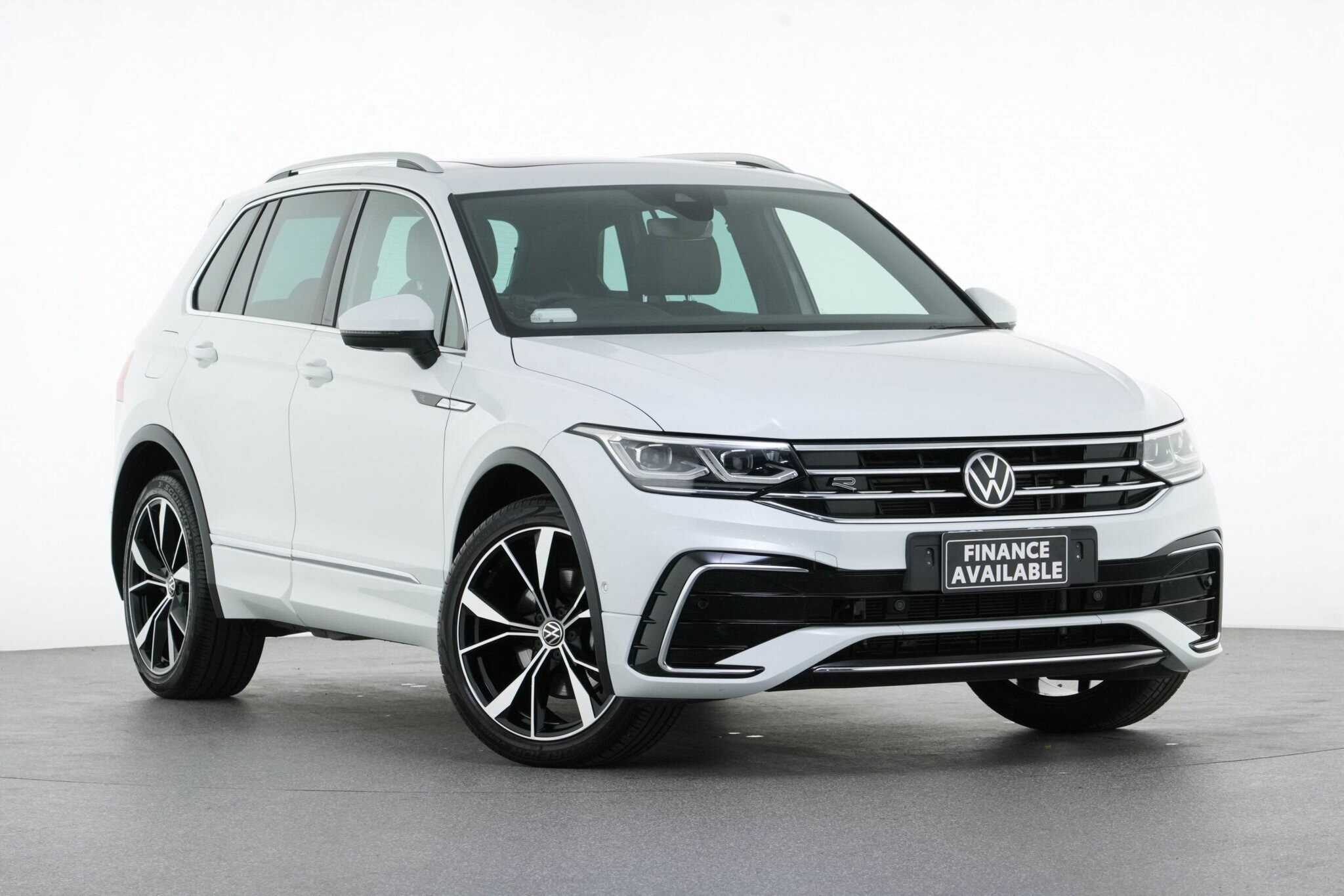 Volkswagen Tiguan image 1