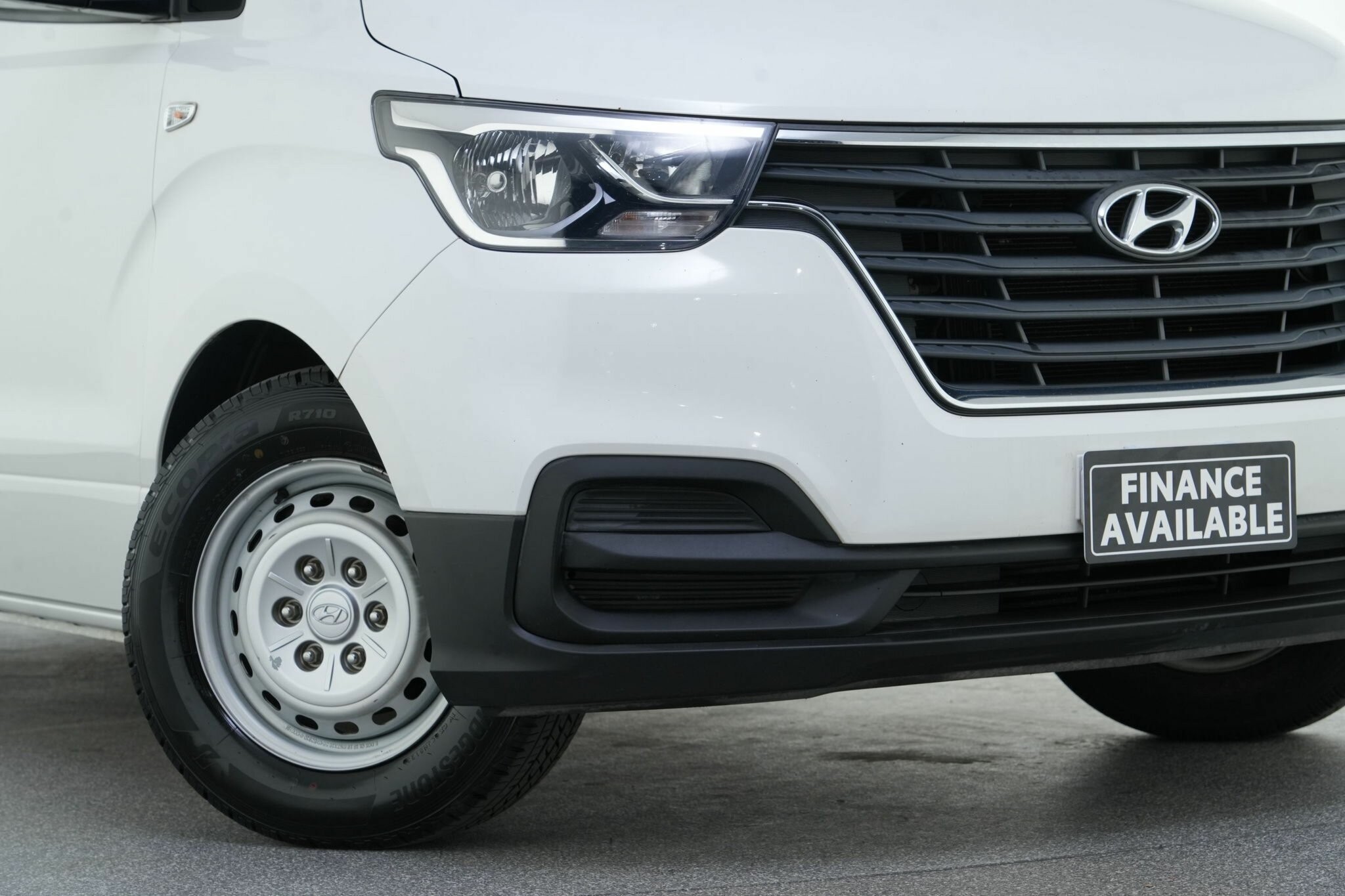 Hyundai Iload image 2