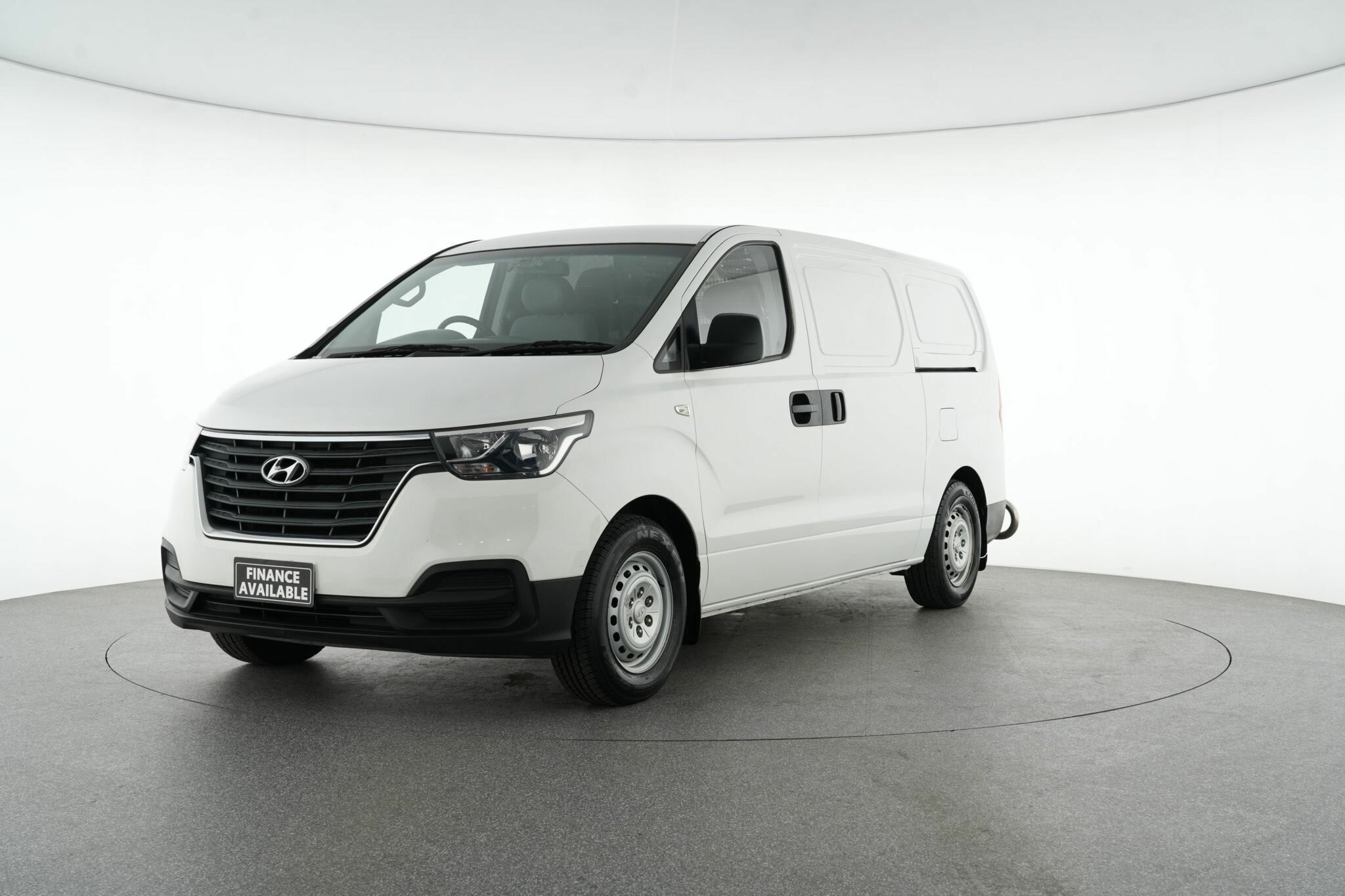 Hyundai Iload image 4