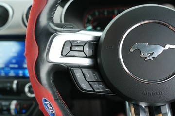 https://vehicle-cdn.autoleague.cloud/30641_U512492_16.jpg