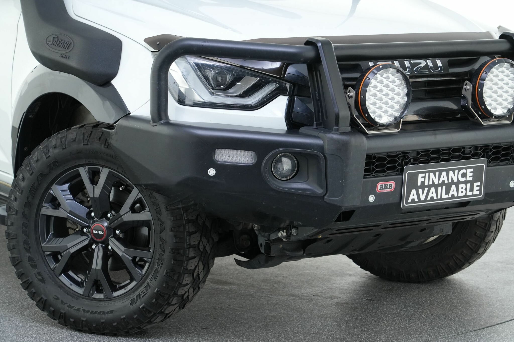 Isuzu D-max image 2