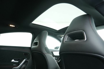 https://vehicle-cdn.autoleague.cloud/30641_U512494_16.jpg