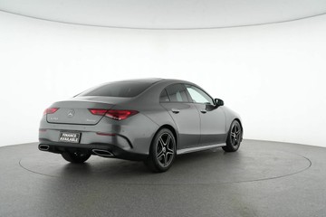 https://vehicle-cdn.autoleague.cloud/30641_U512494_7.jpg