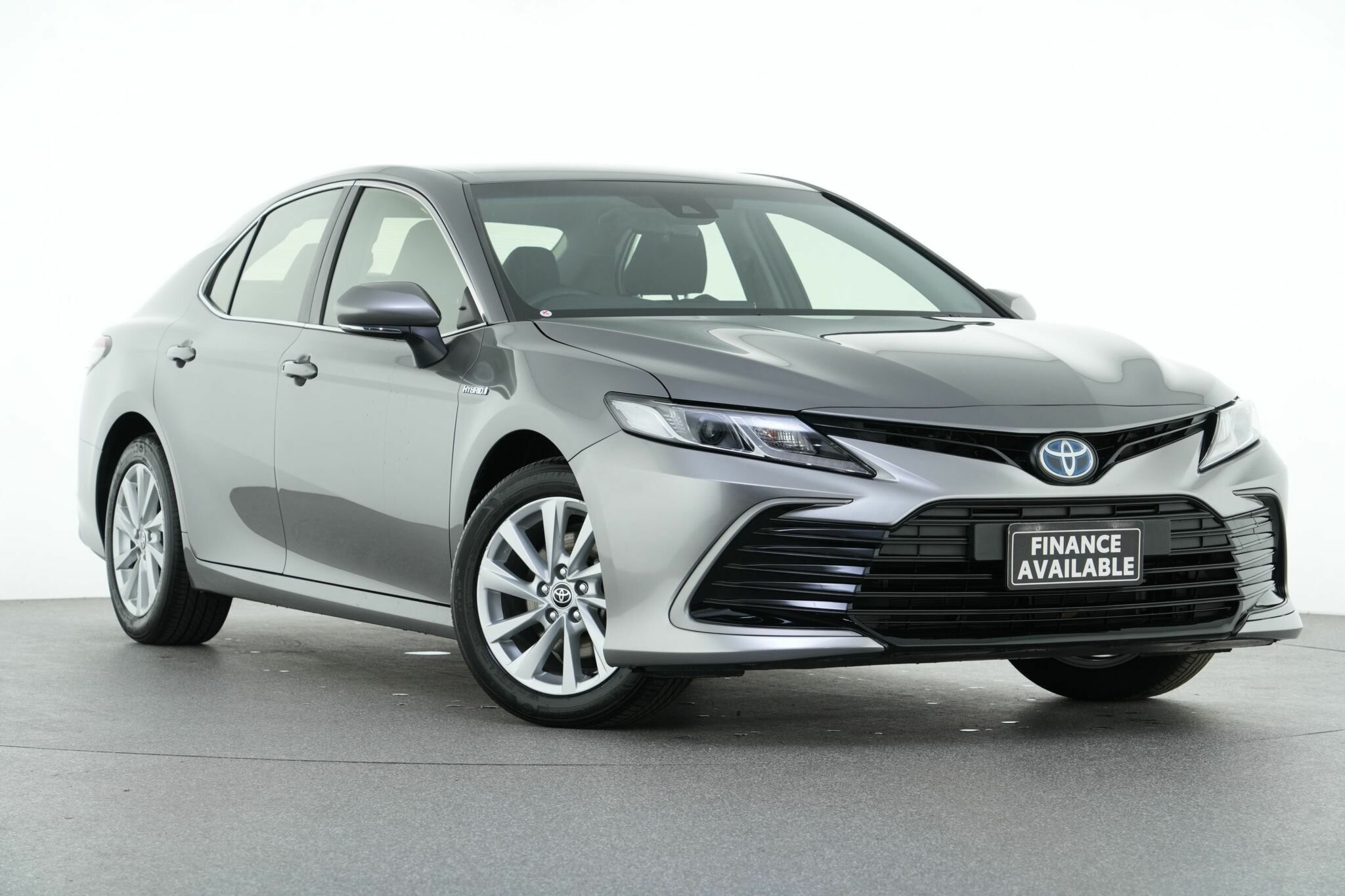 Toyota Camry image 1