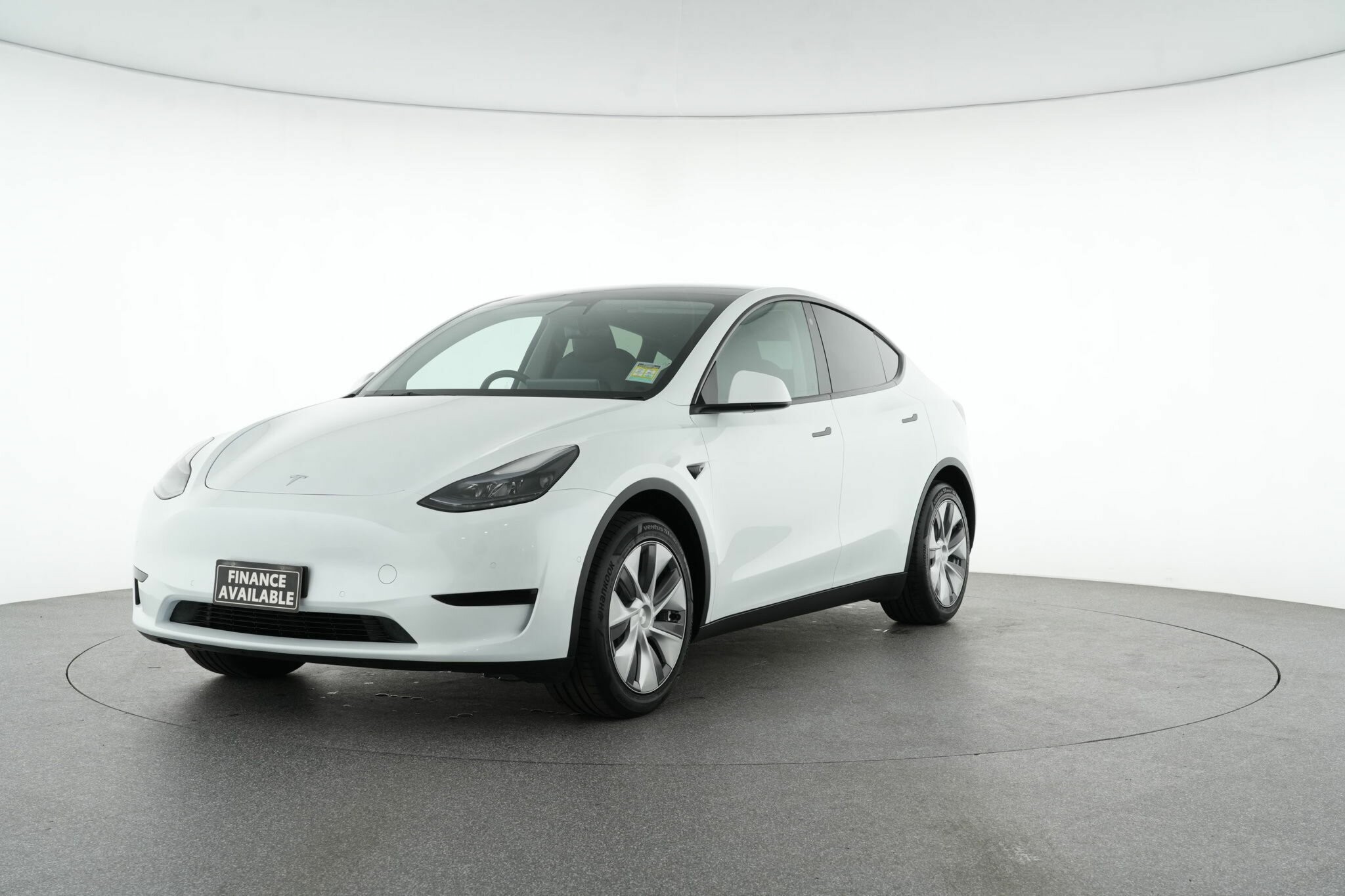 Tesla Model Y image 4
