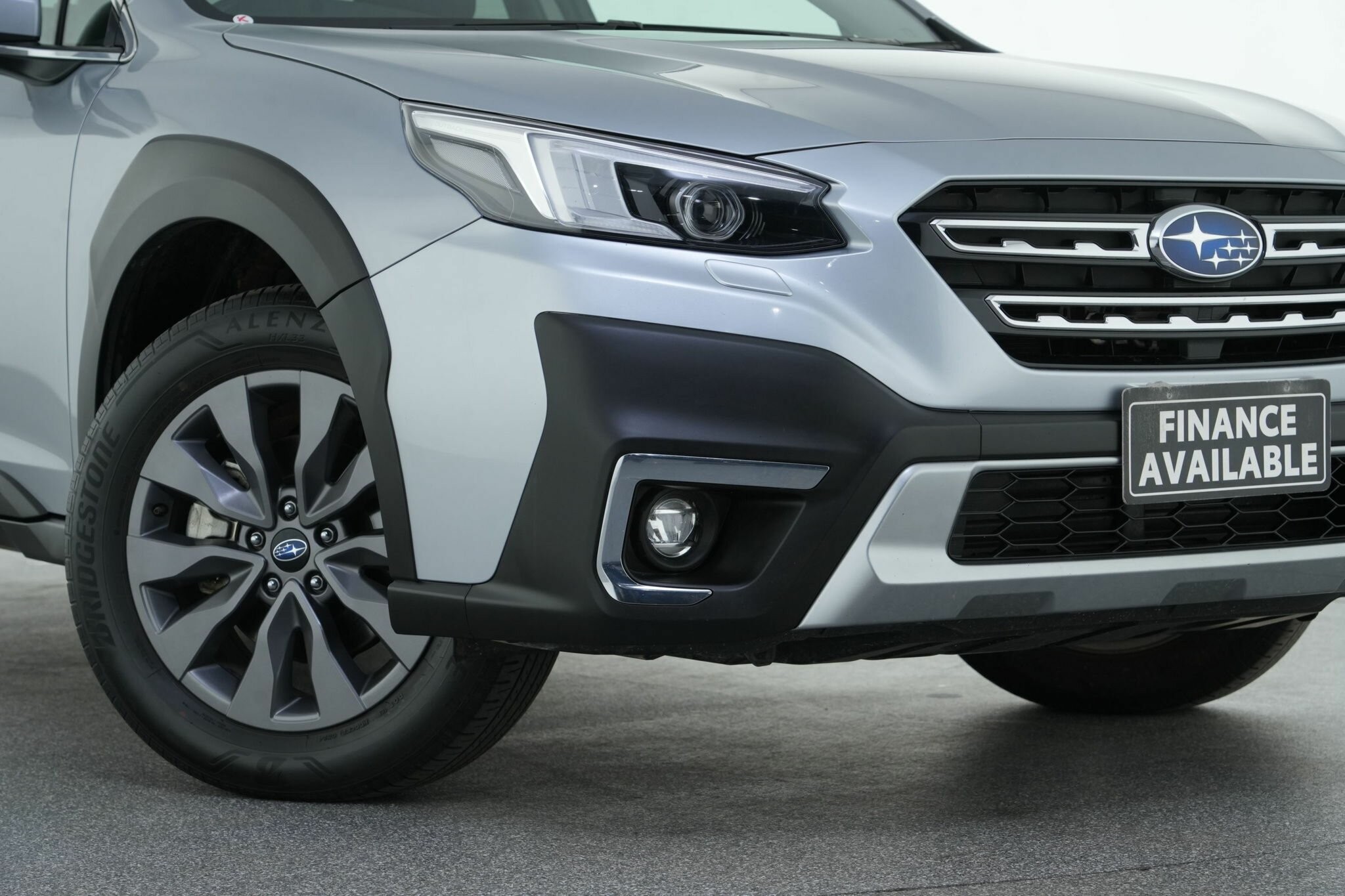 Subaru Outback image 2