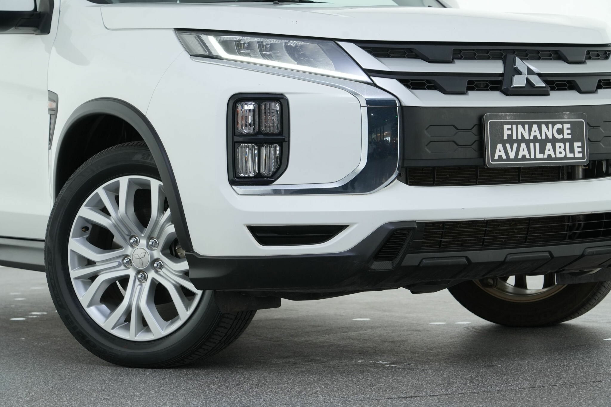 Mitsubishi Asx image 2