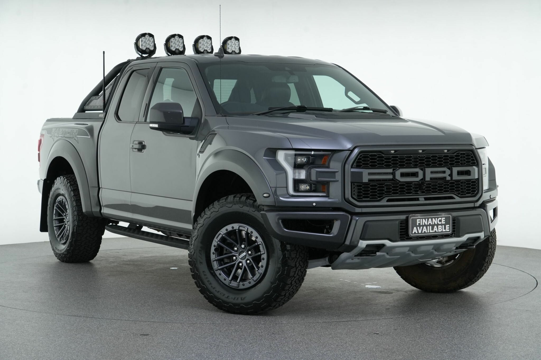 Ford F150 image 1